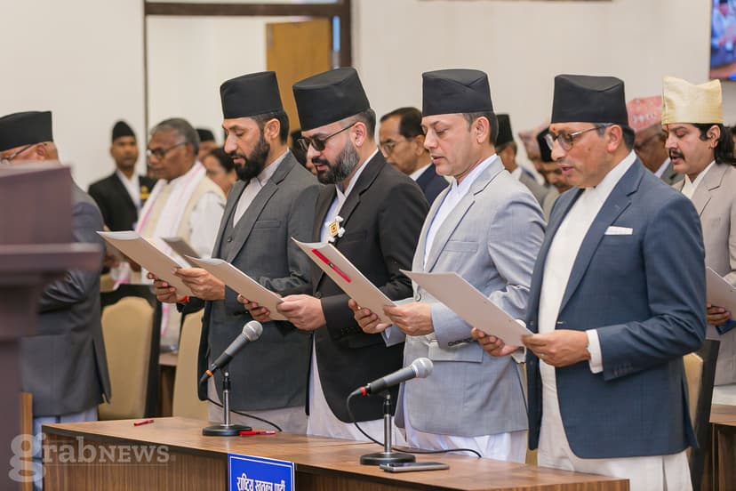 प्रतिनिधिसभाका नवनिर्वाचित सांसदले लिए सपथ